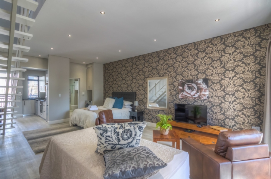 To Let 2 Bedroom Property for Rent in Paardevlei Western Cape